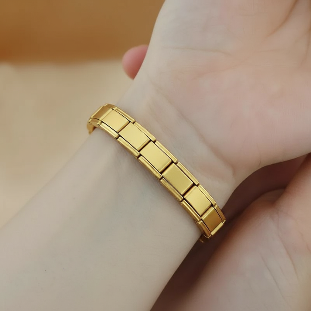 Charms Bracelet Gold