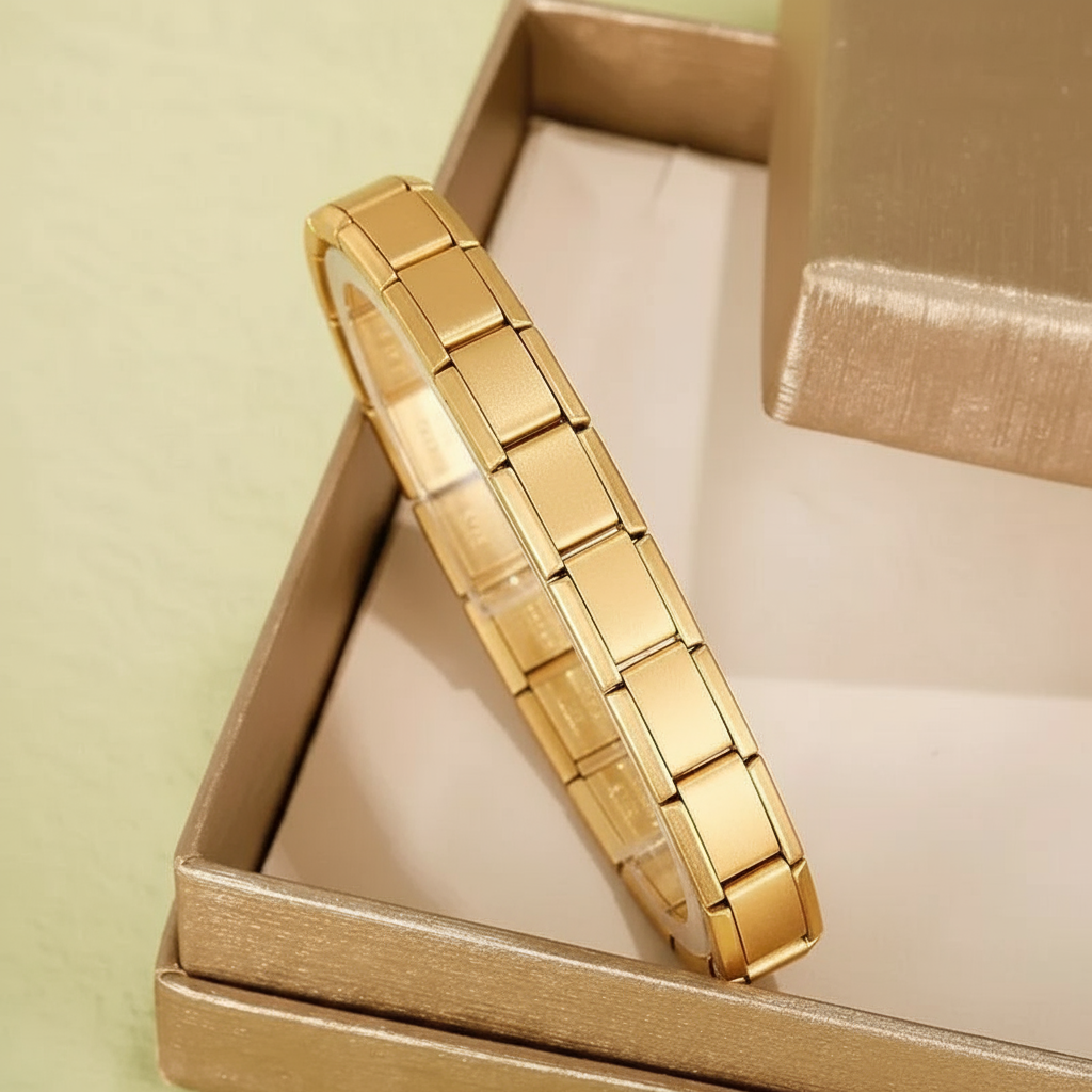 Charms Bracelet Gold